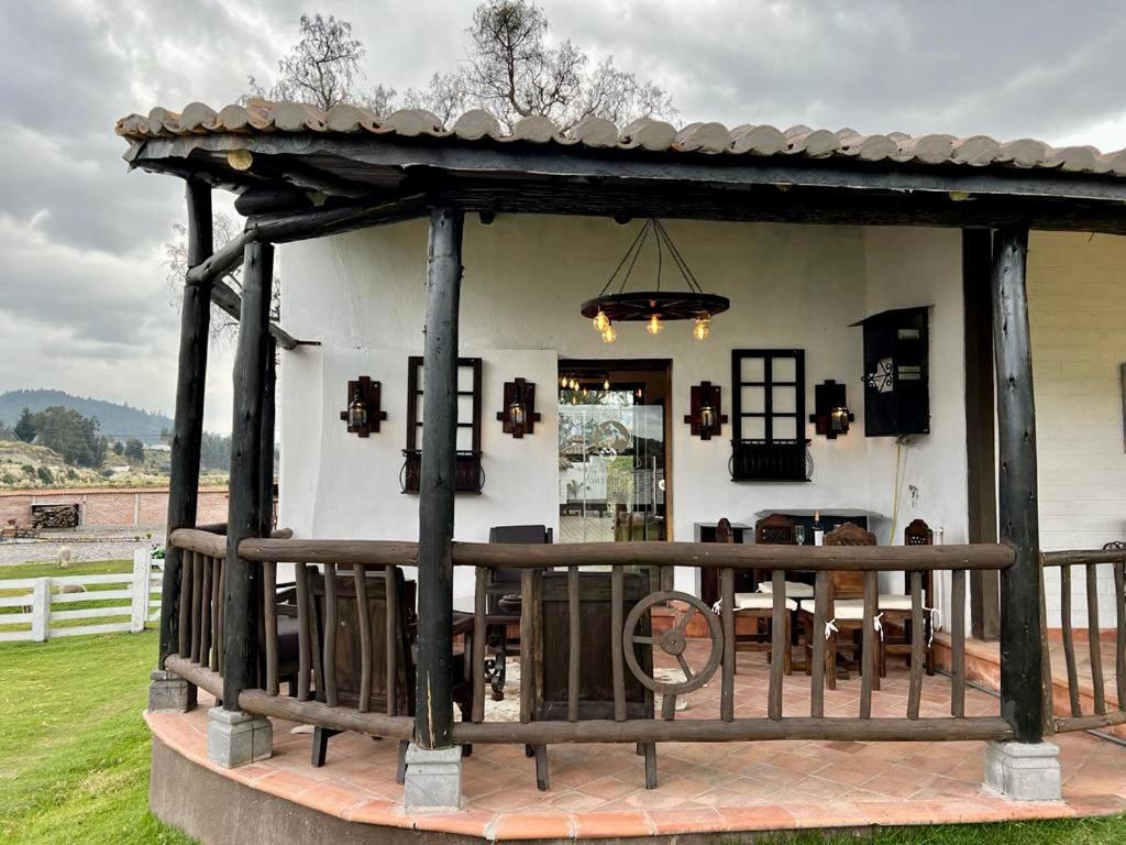 Hacienda Santa Ana Lodging Guamote Екстер'єр фото